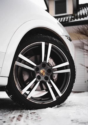 Porsche Cayenne cena 194999 przebieg: 139980, rok produkcji 2014 z Chełm małe 781